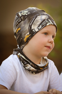 Bélelt sapkák, sálak