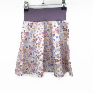 Pöttyös pörgős szoknya